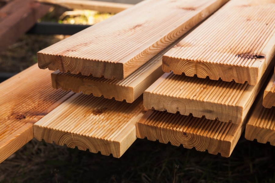 Comment utiliser un panneau de bois pour l'extérieur ?