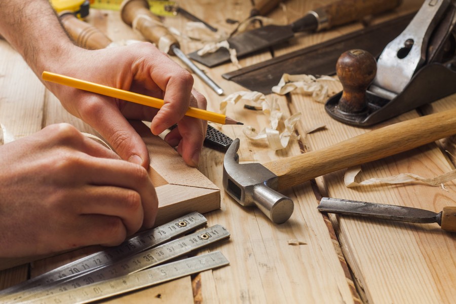 Quel est le salaire d'un artisan menuisier ?